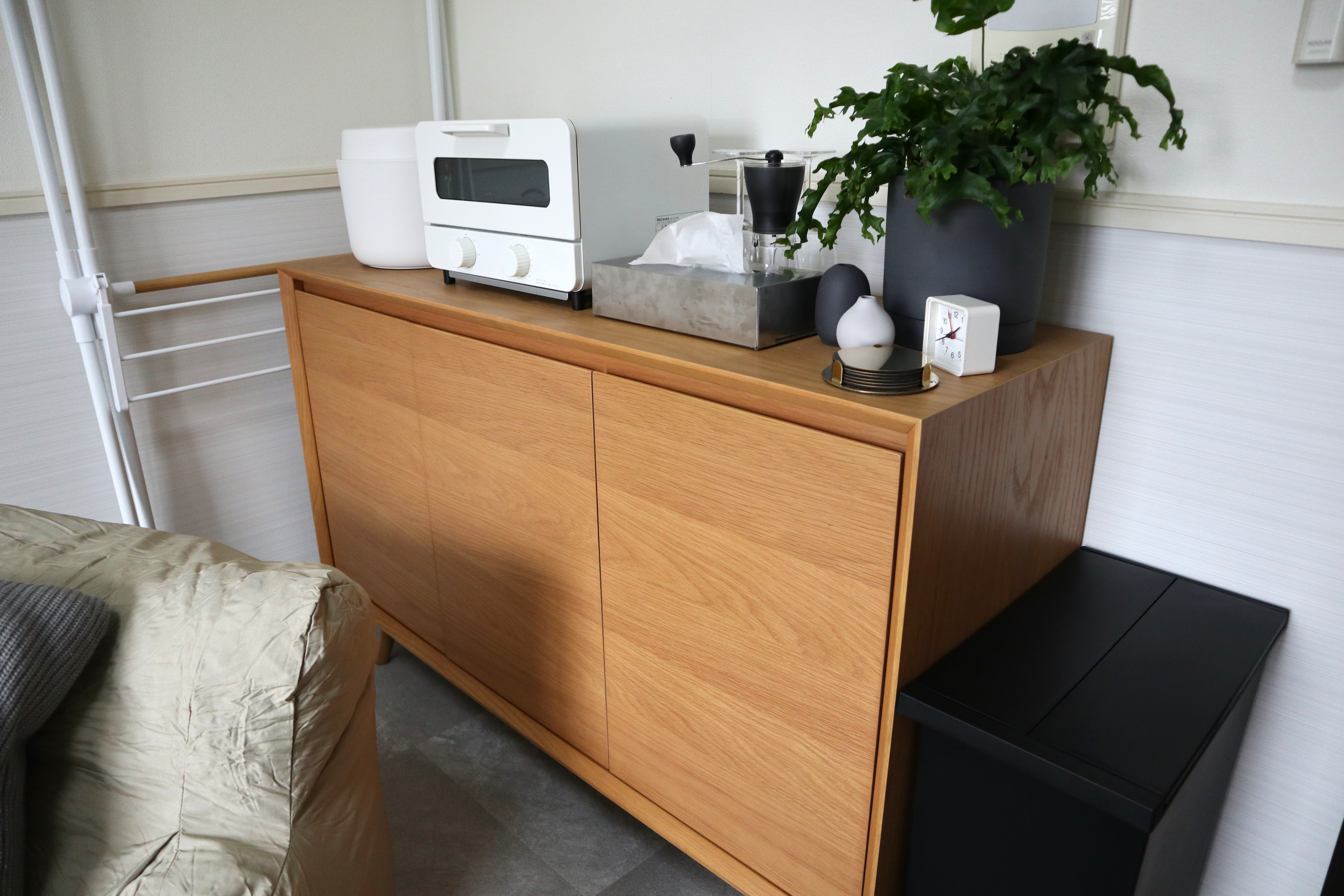 木目調のチェスト